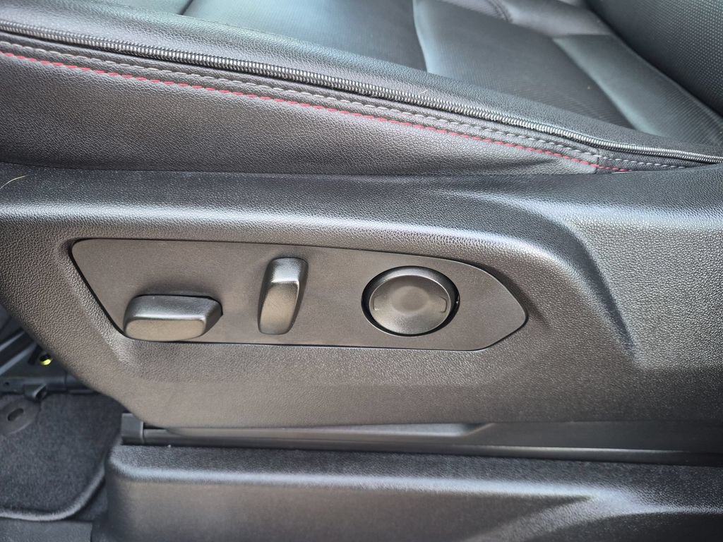 Used 2023 Chevrolet Tahoe RST RWD image 12