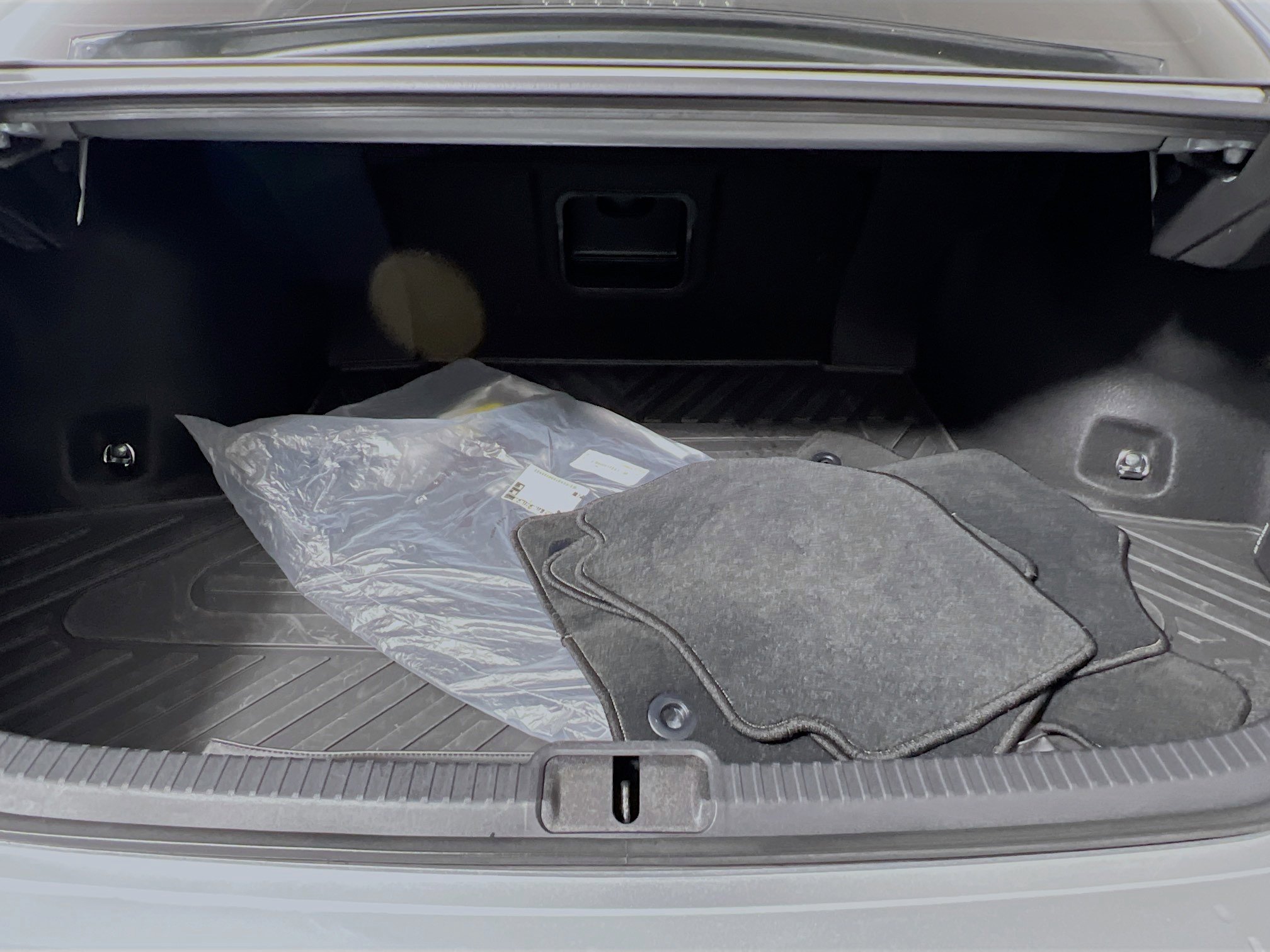 Used 2024 Lexus ES 350 w/ Premium Package image 34