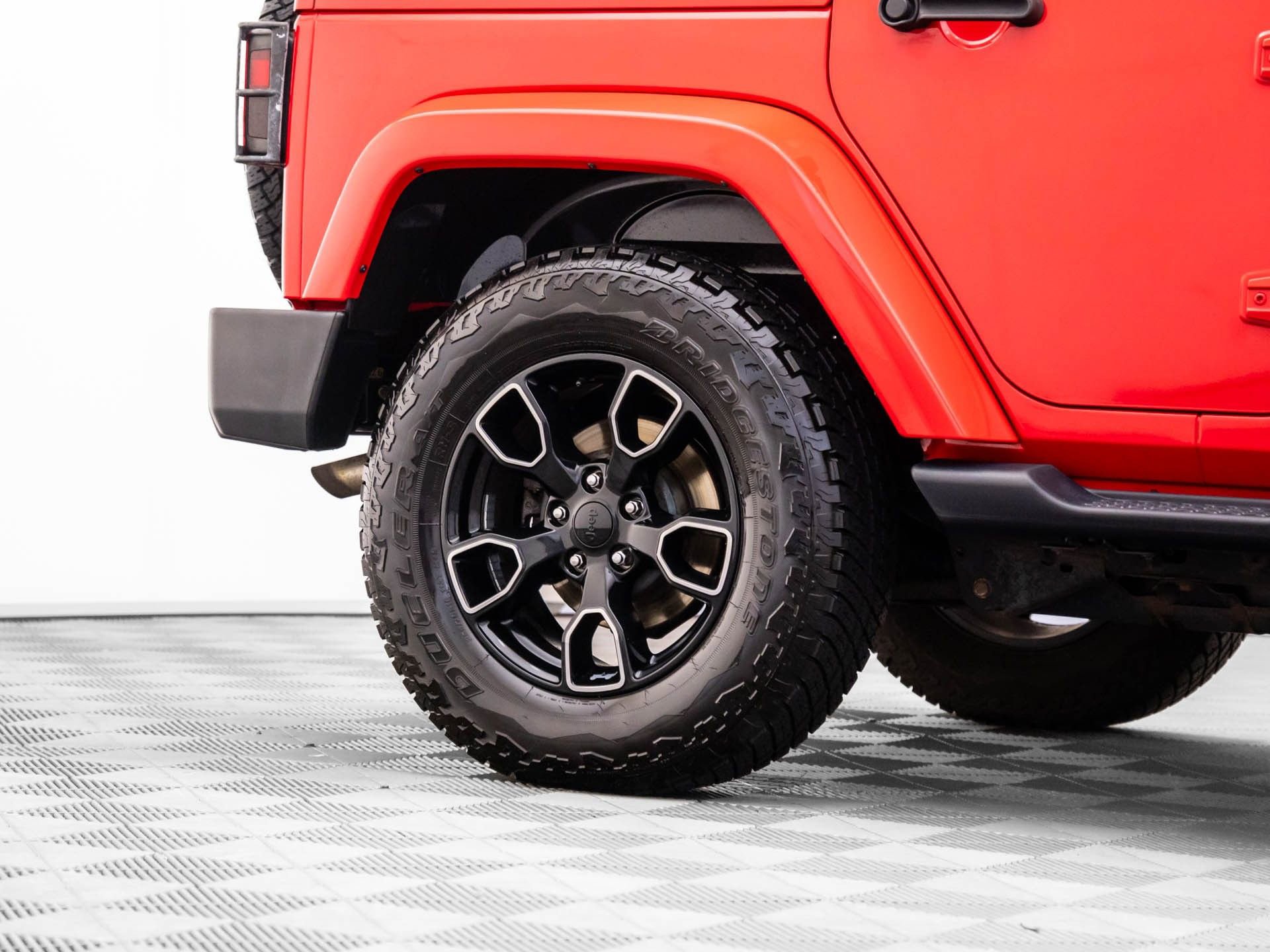 Used 2018 Jeep Wrangler Unlimited Sahara image 24