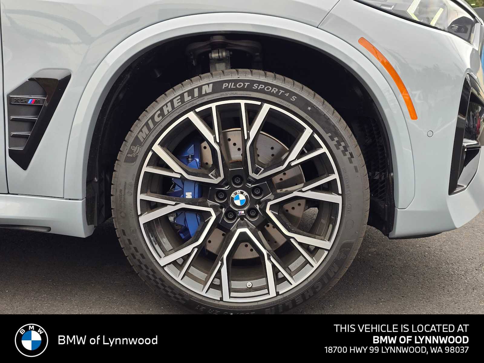 New 2025 BMW X5 M Competition w/ Executive Package AWD/4WD image 9