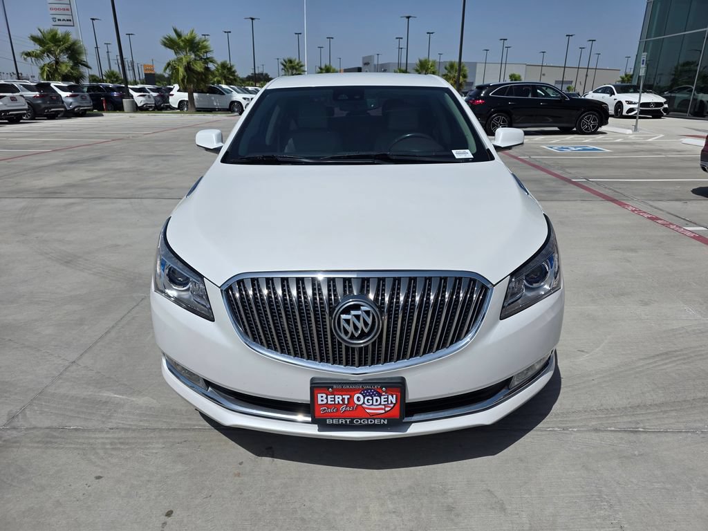 Used 2016 Buick LaCrosse Leather w/ Experience Buick Package FWD image 2