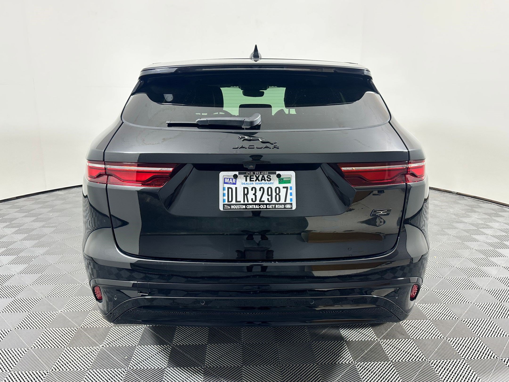 Used 2026 Jaguar F-PACE R-Dynamic S AWD/4WD image 9
