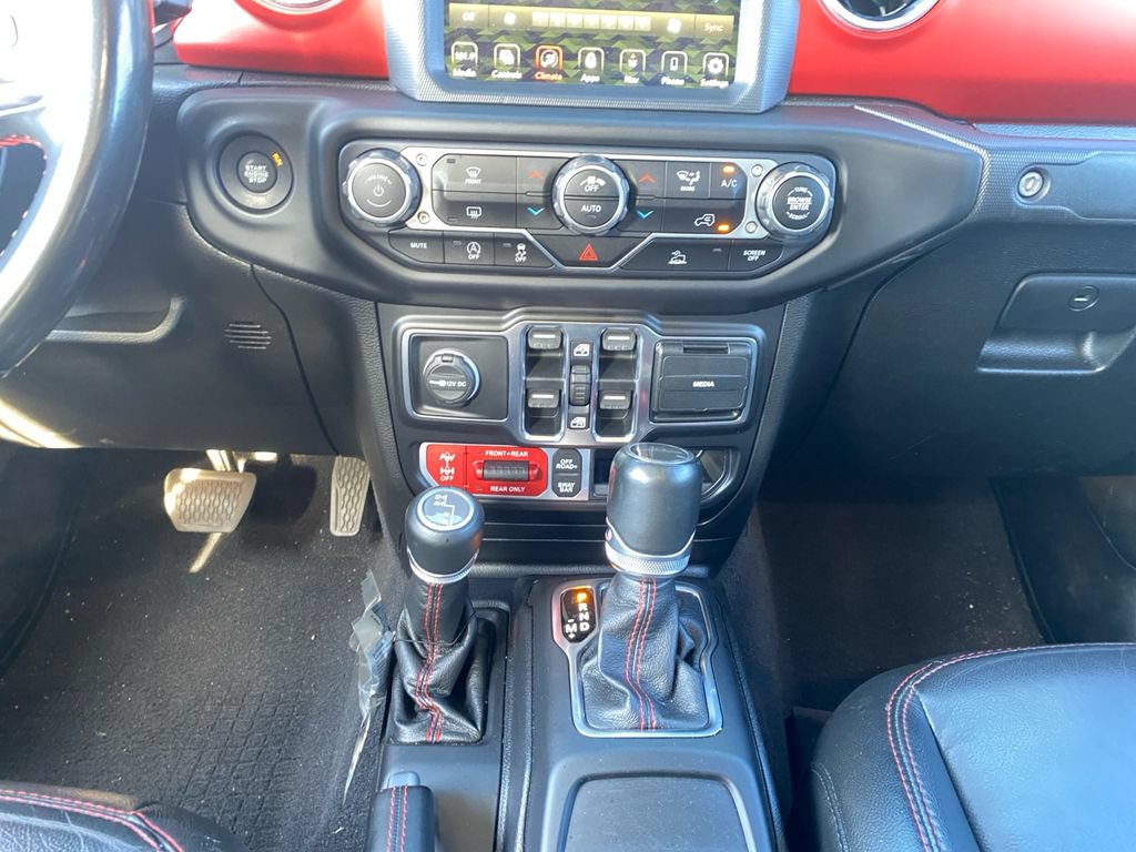 Used 2020 Jeep Gladiator Rubicon AWD/4WD image 11