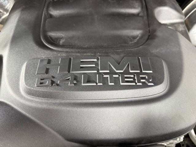 Used 2024 RAM 2500 Big Horn w/ Sport Appearance Package image 10