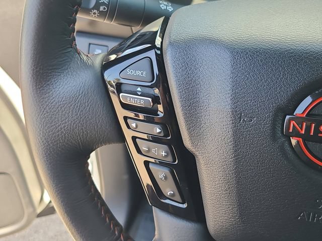 Used 2026 Nissan Frontier PRO-4X AWD/4WD image 21
