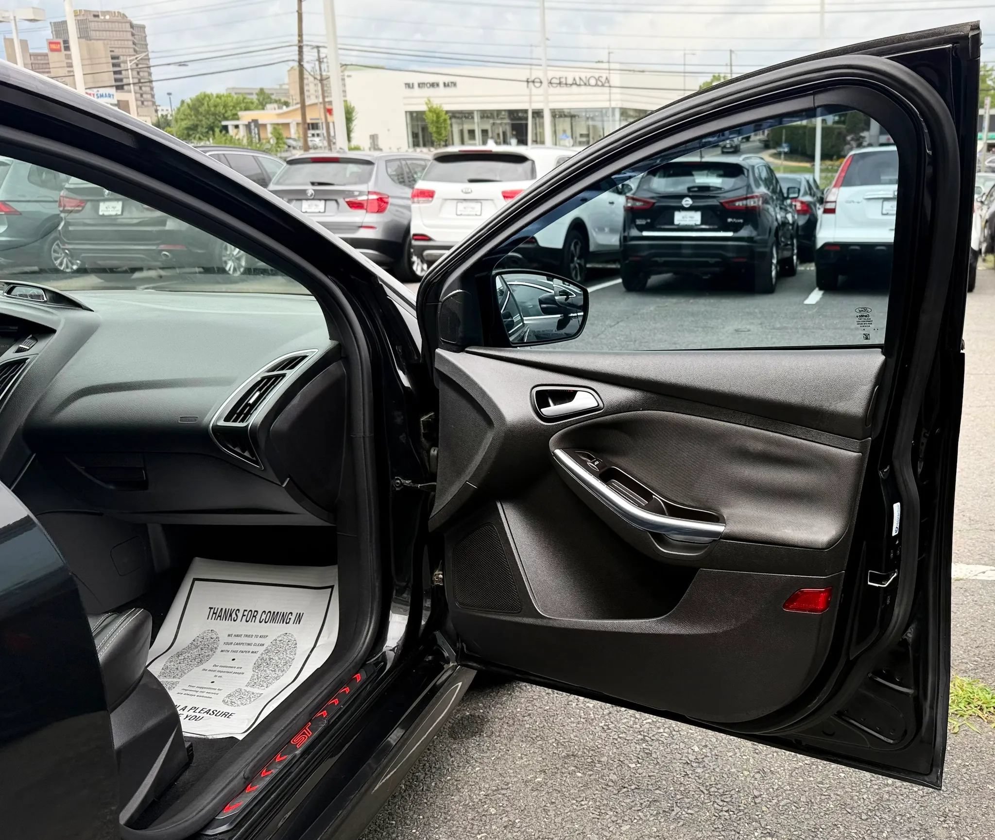 Used 2014 Ford Focus ST w/ Equipment Group 202A FWD image 33