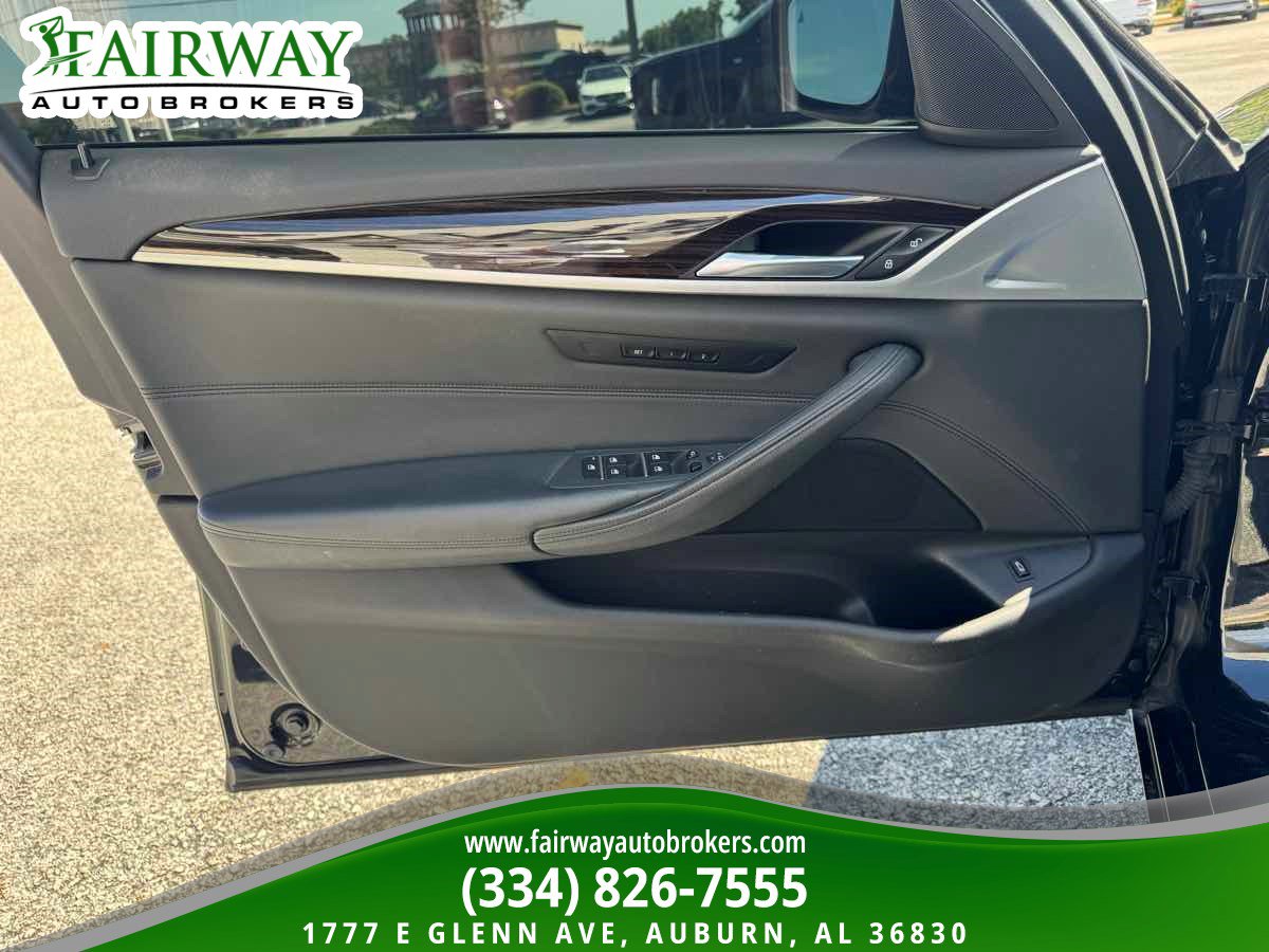 Used 2019 BMW 530i RWD image 28