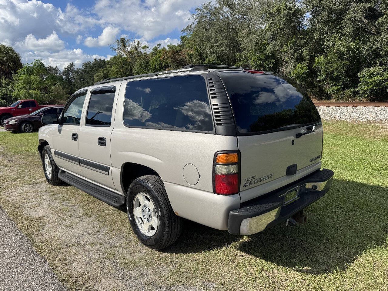 Used 2004 Chevrolet Suburban LS w/ Preferred Equipment Group AWD/4WD image 4
