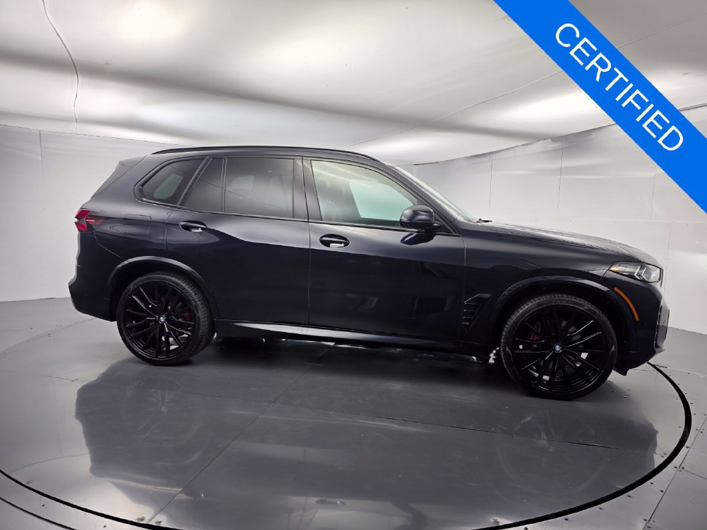 Certified 2024 BMW X5 sDrive40i w/ M Sport Package RWD image 3