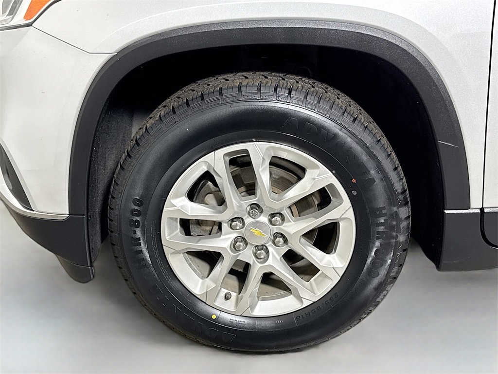 Used 2020 Chevrolet Traverse LT image 29