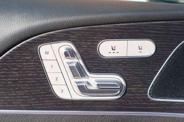 Used 2025 Mercedes-Benz GLE 350 4MATIC w/ 3rd Row Seat Package image 38