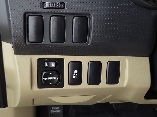Used 2013 Toyota Tacoma PreRunner w/ SR5 Pkg RWD image 23