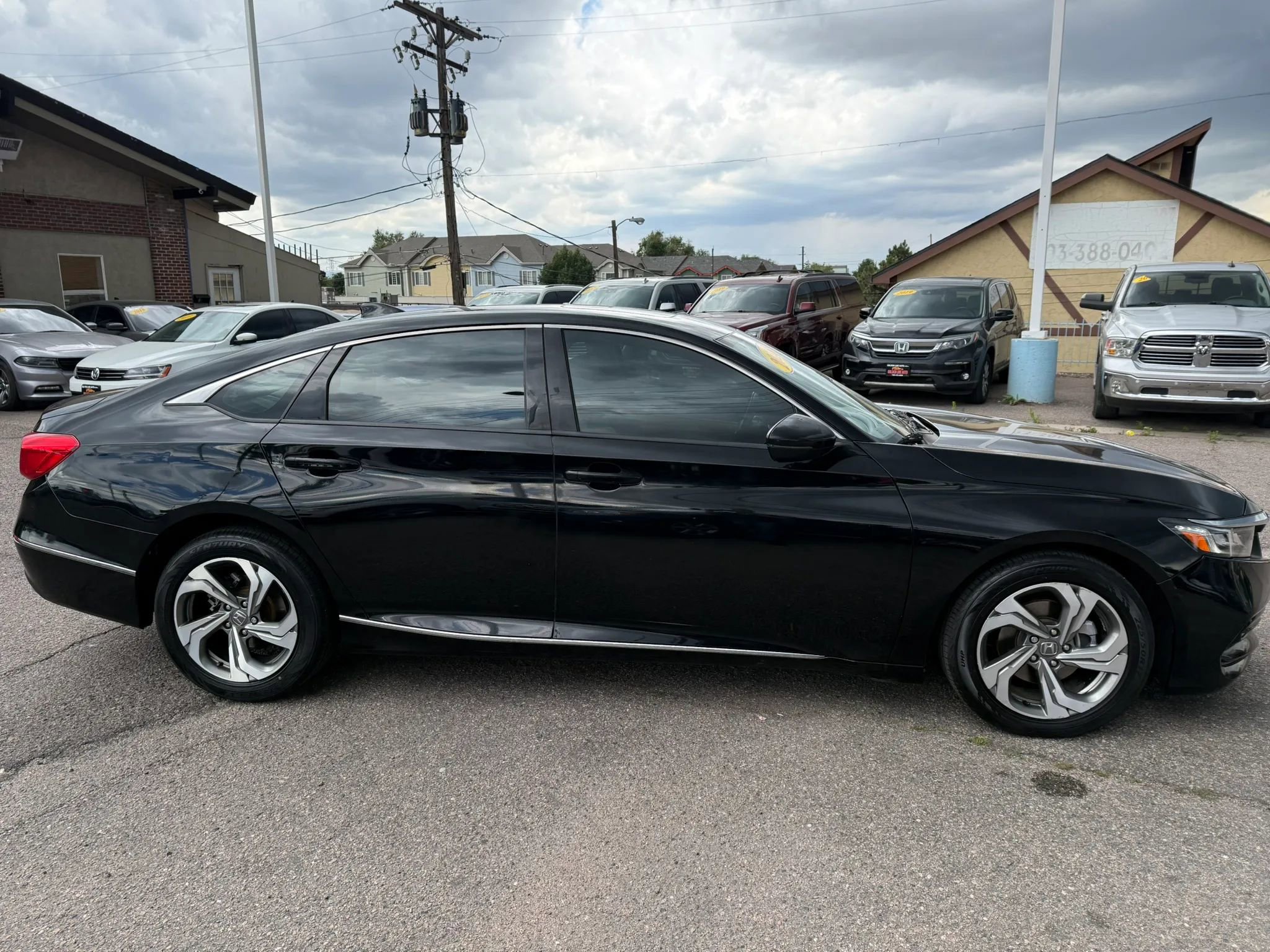 Used 2018 Honda Accord EX-L image 9