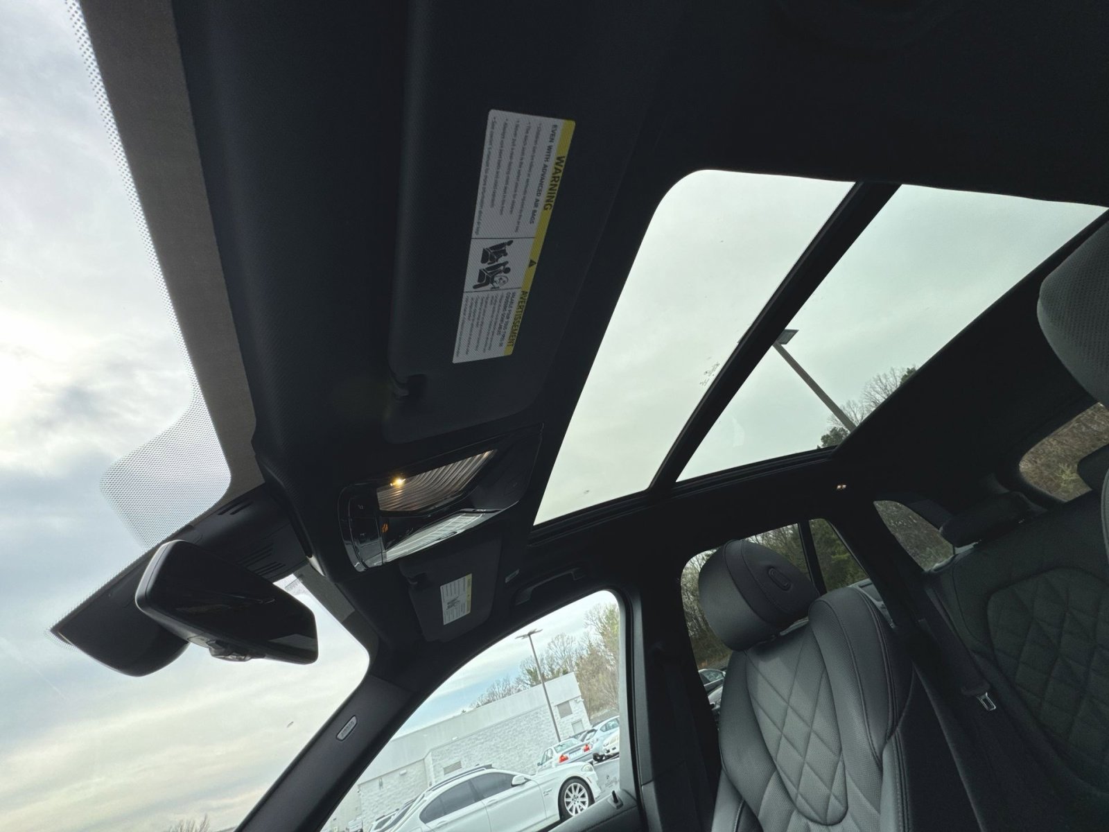 Used 2023 BMW X5 xDrive40i w/ M Sport Package image 24