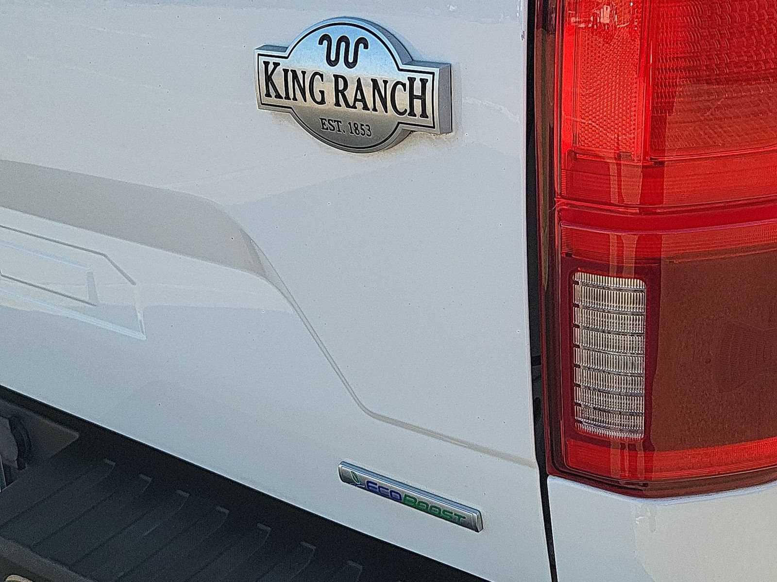 Used 2019 Ford F150 King Ranch w/ Equipment Group 601A Luxury AWD/4WD image 31