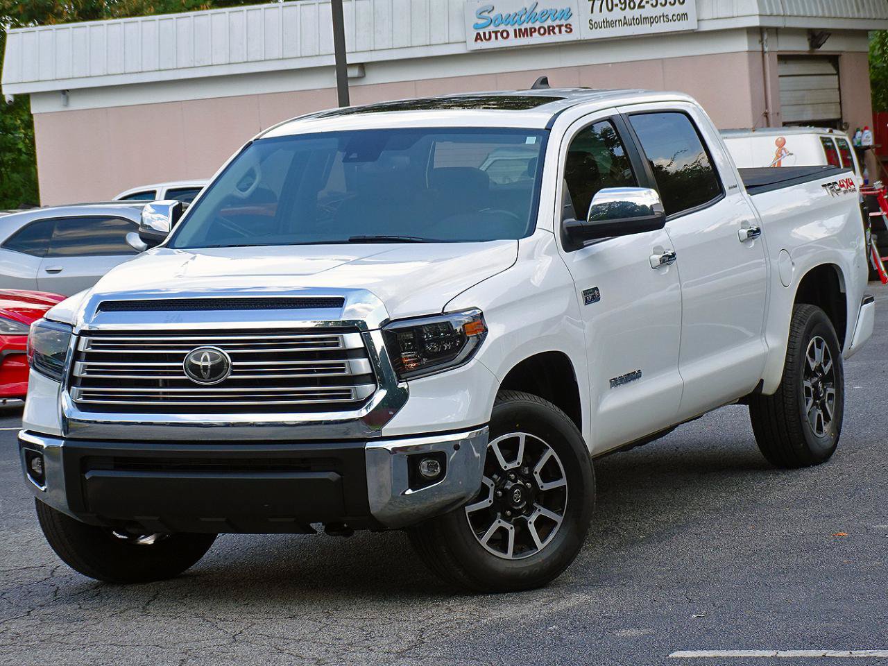 Used 2020 Toyota Tundra Limited w/ Limited Premium Package AWD/4WD image 5