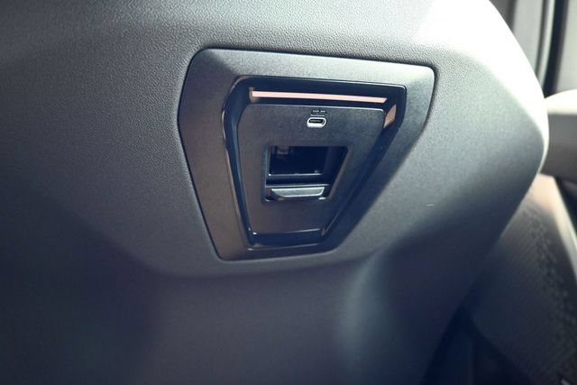 Used 2025 BMW 530i w/ Premium Package RWD image 23