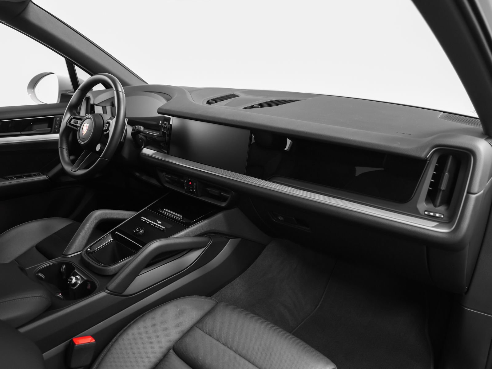 Certified 2025 Porsche Cayenne AWD/4WD image 25