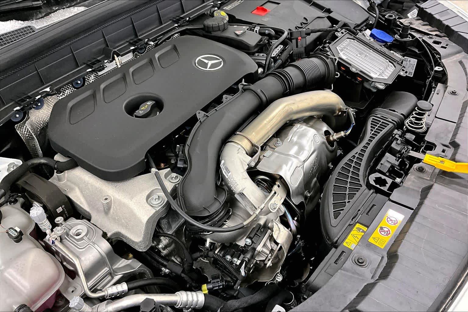 Used 2026 Mercedes-Benz GLB 250 4MATIC image 17