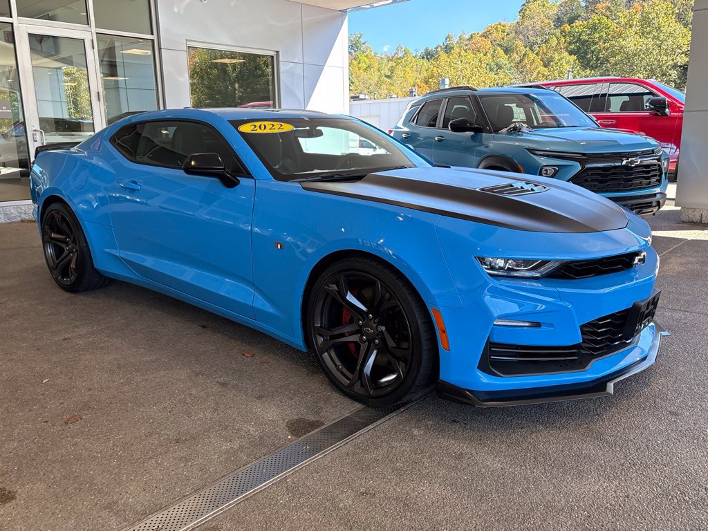 Certified 2022 Chevrolet Camaro SS RWD image 7