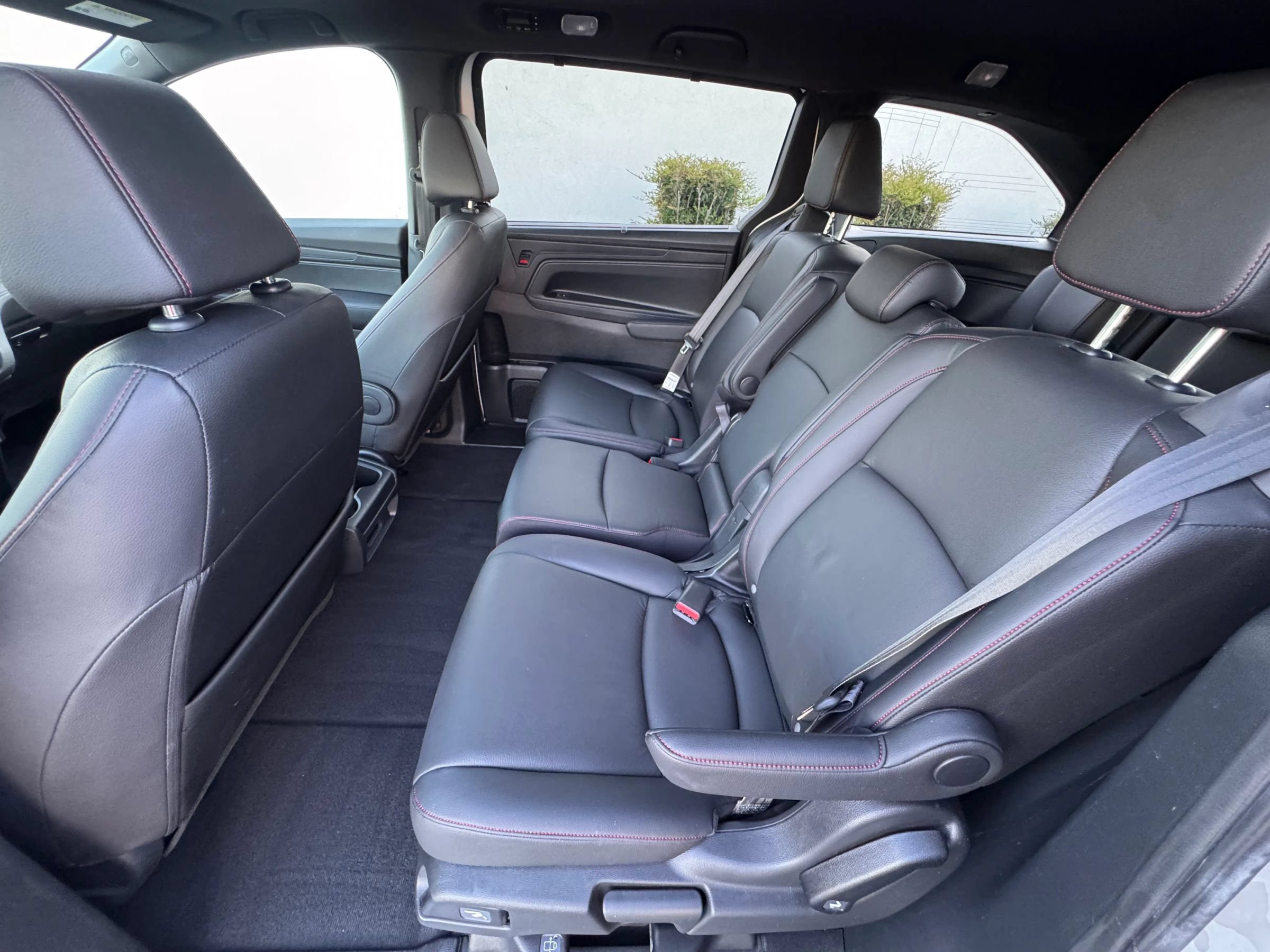 Used 2023 Honda Odyssey Sport image 18