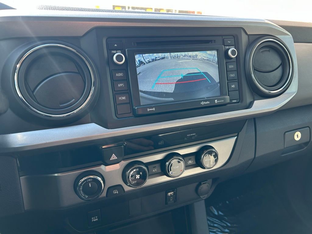 Certified 2018 Toyota Tacoma SR5 w/ SR5 Appearance Package (SM) AWD/4WD image 20
