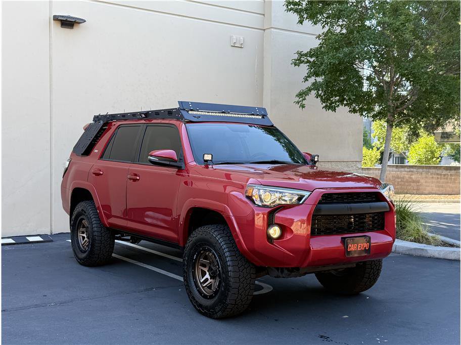 Used 2019 Toyota 4Runner SR5 Premium AWD/4WD image 3