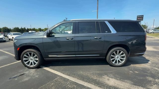 Used 2022 Cadillac Escalade ESV Premium Luxury Platinum AWD/4WD image 5