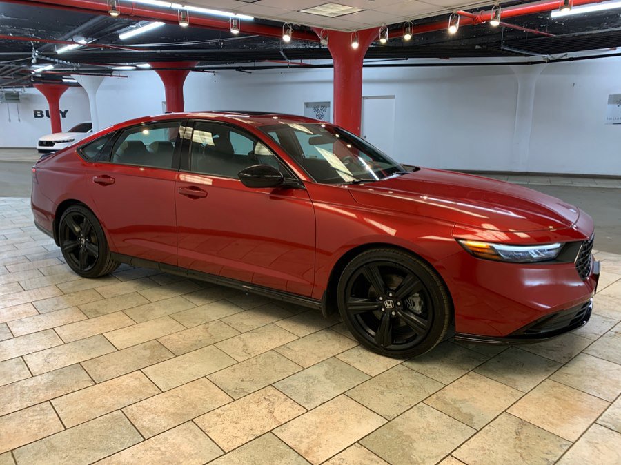 Used 2024 Honda Accord Sport image 10