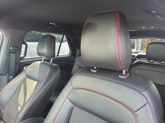 Used 2022 Ford Explorer ST-Line w/ Class IV Trailer Tow Package image 8