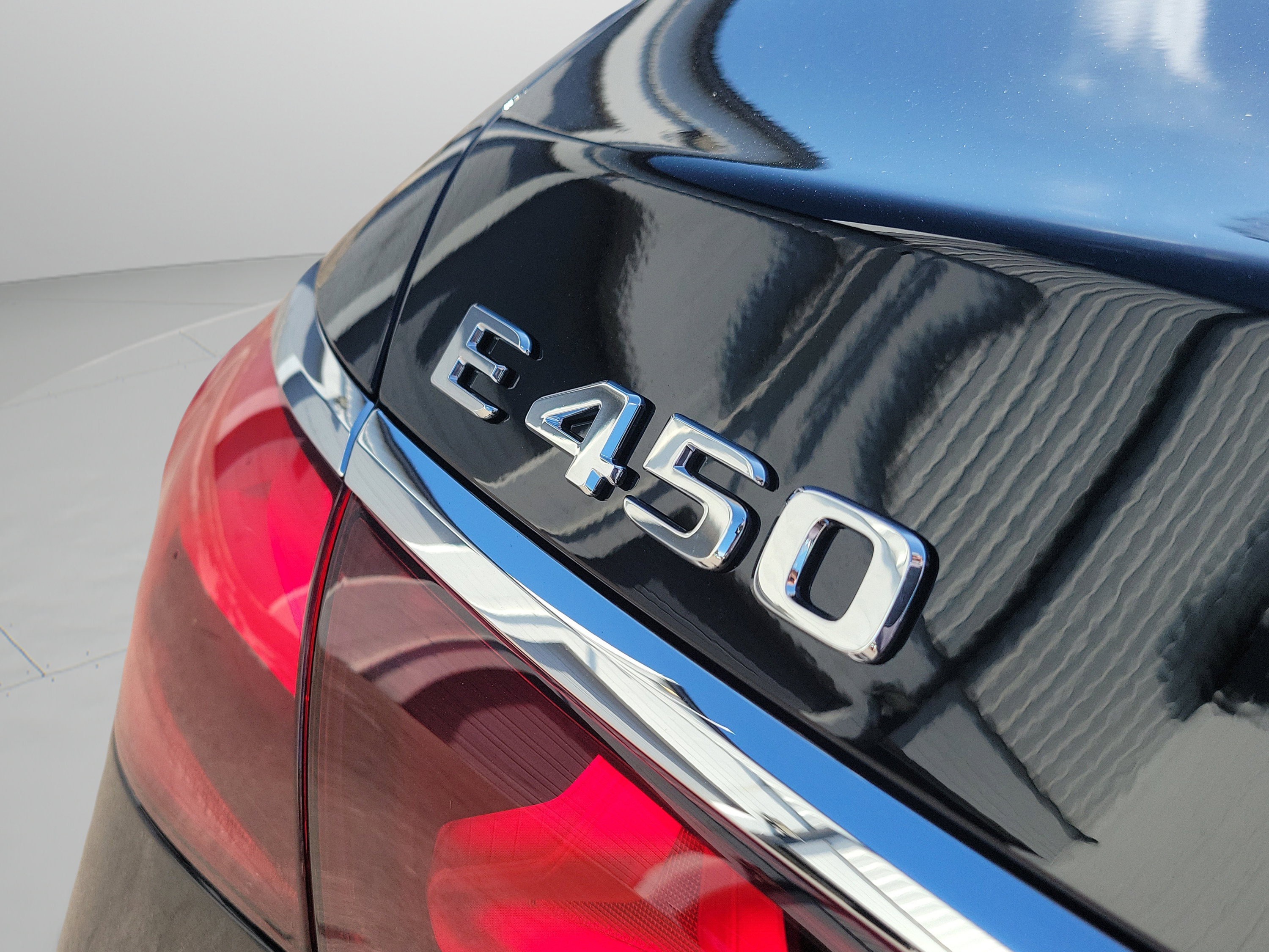 New 2027 Mercedes-Benz E 450 4MATIC Sedan image 31