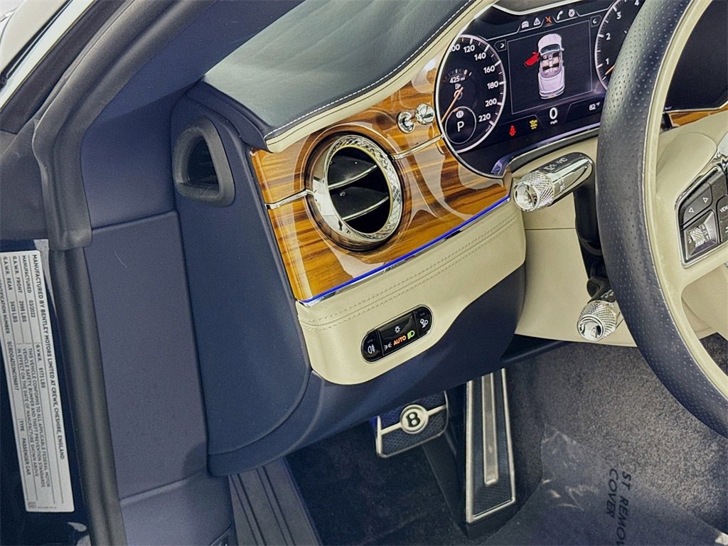 Used 2022 Bentley Continental GT image 10