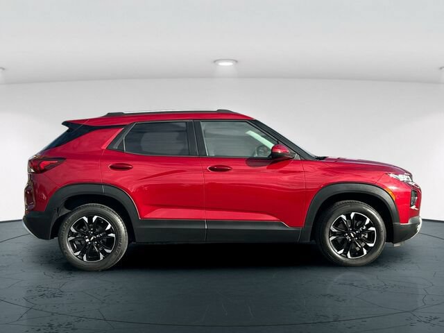 Used 2021 Chevrolet TrailBlazer LT w/ Convenience Package AWD/4WD image 7