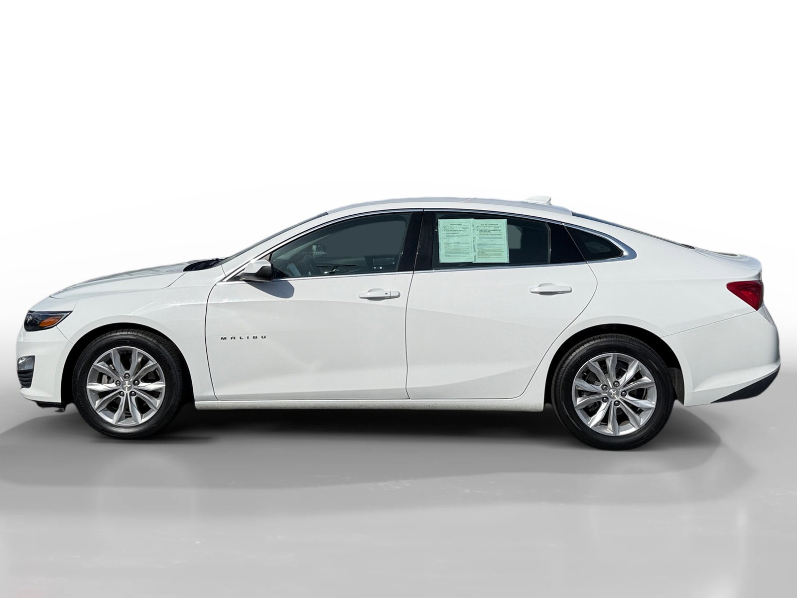 Used 2023 Chevrolet Malibu LT FWD image 2