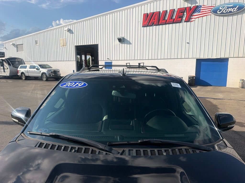 Used 2019 Ford Expedition Max Limited w/ Equipment Group 303A AWD/4WD image 18