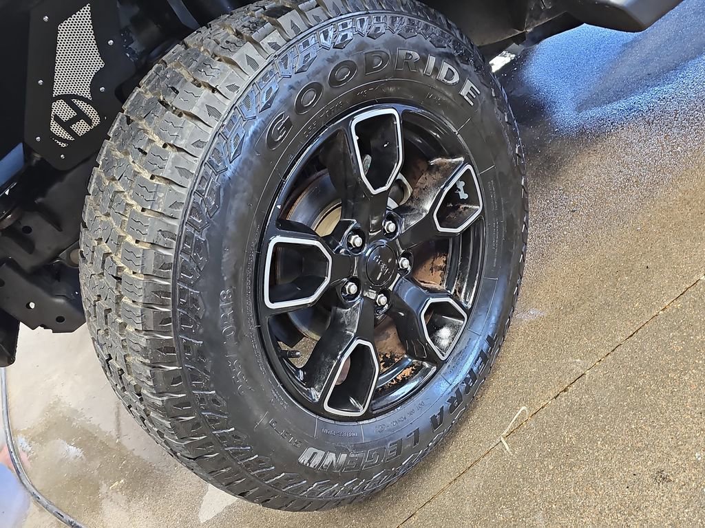 Used 2018 Jeep Wrangler Unlimited Sahara image 29