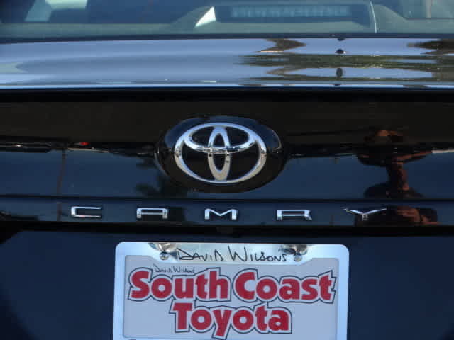 Certified 2023 Toyota Camry SE image 9