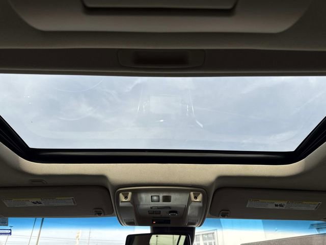 Used 2015 Cadillac Escalade ESV Luxury image 20