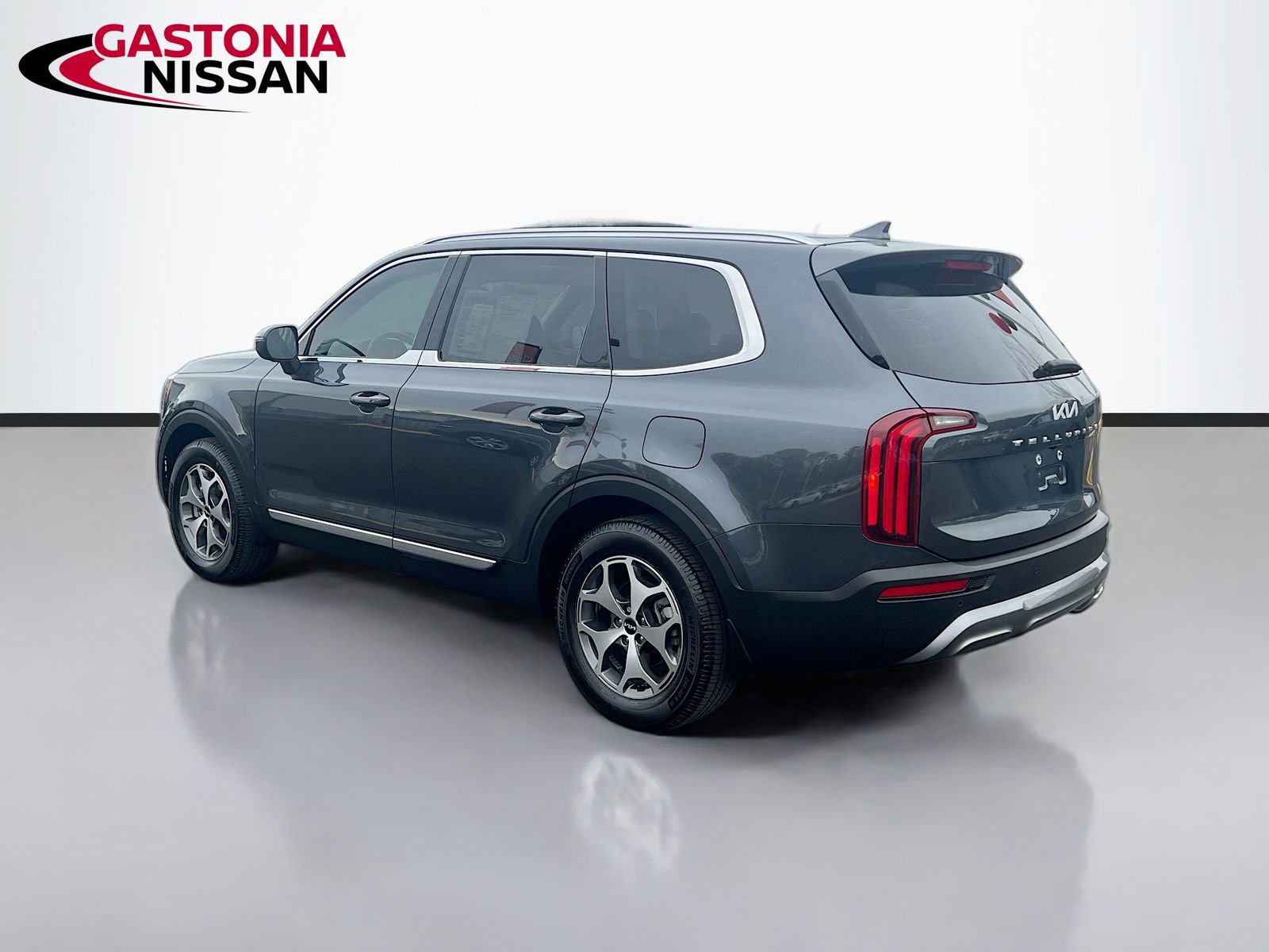 Used 2022 Kia Telluride EX image 6