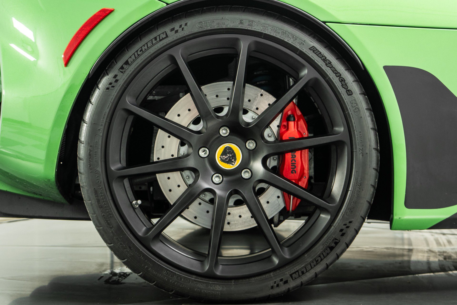 Used 2021 Lotus Evora image 43