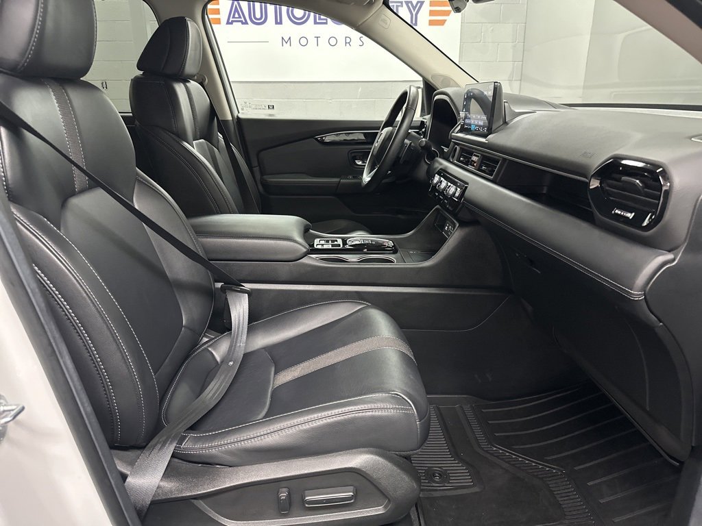 Used 2025 Honda Pilot Touring image 20