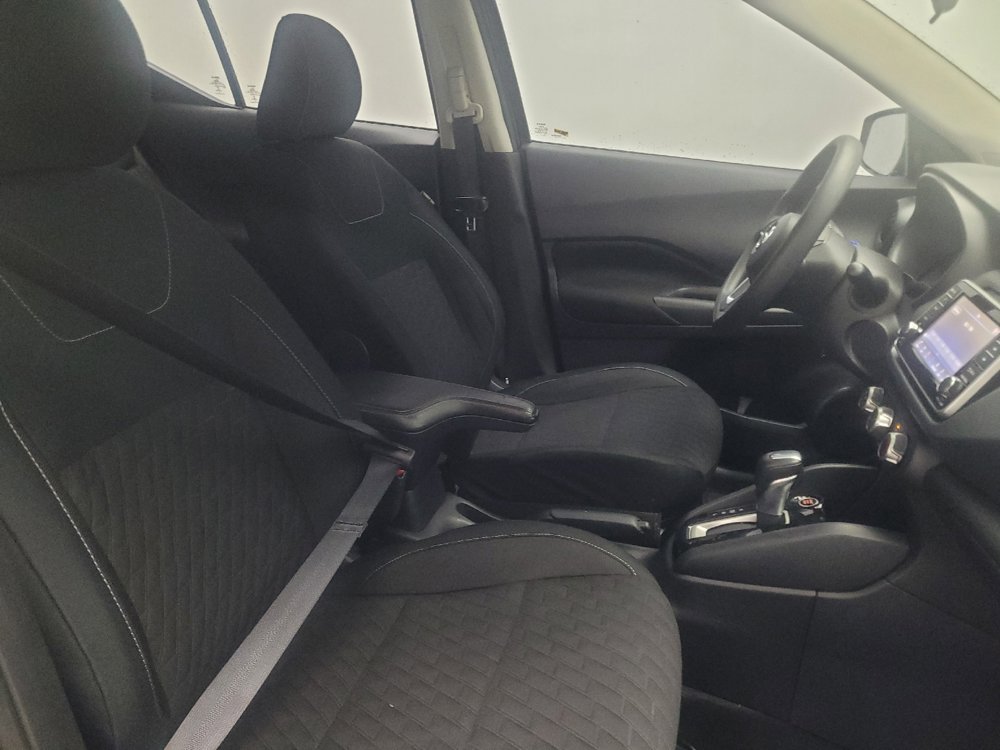 Used 2021 Nissan Kicks S FWD image 21