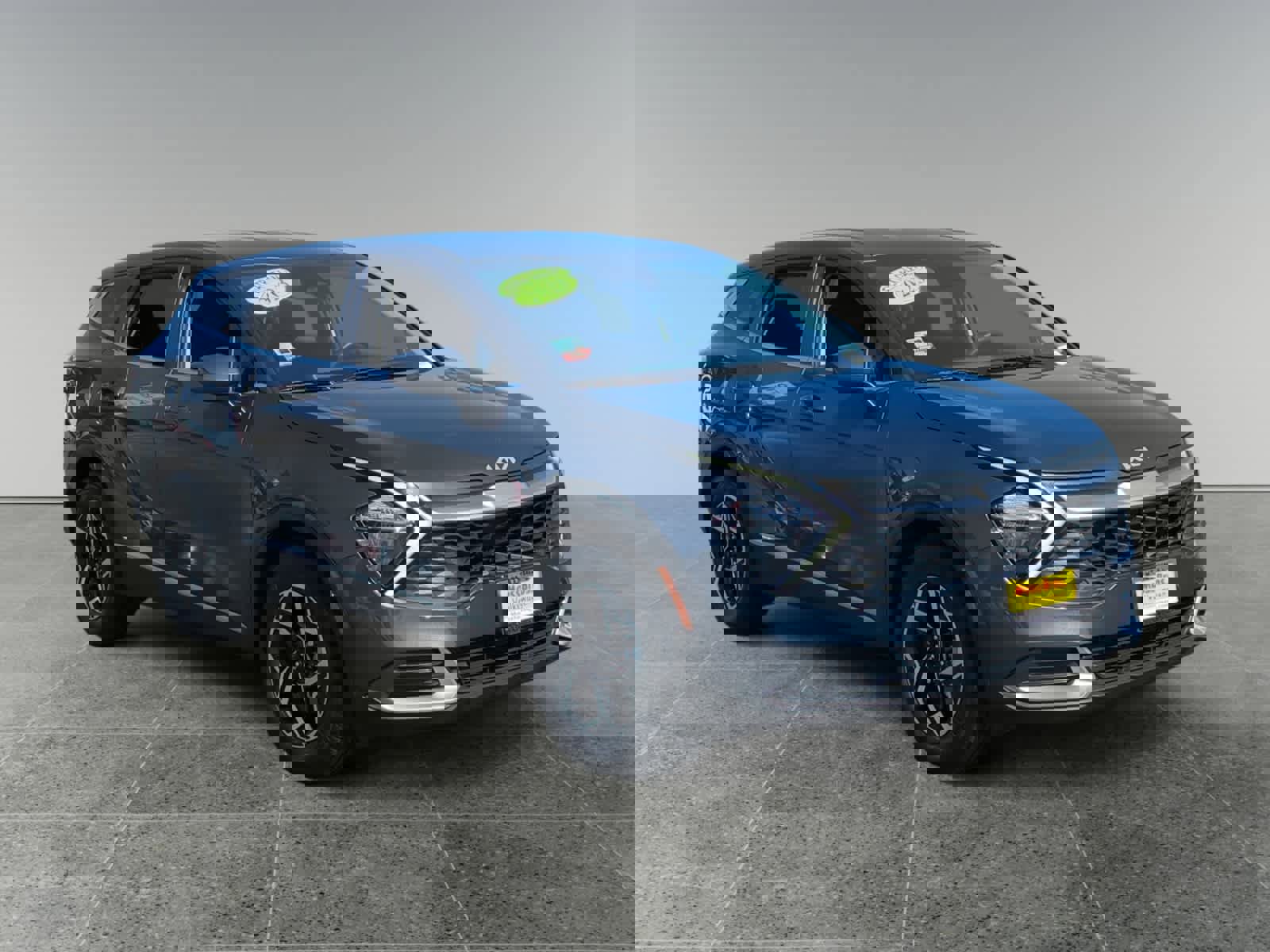 Used 2023 Kia Sportage LX image 7