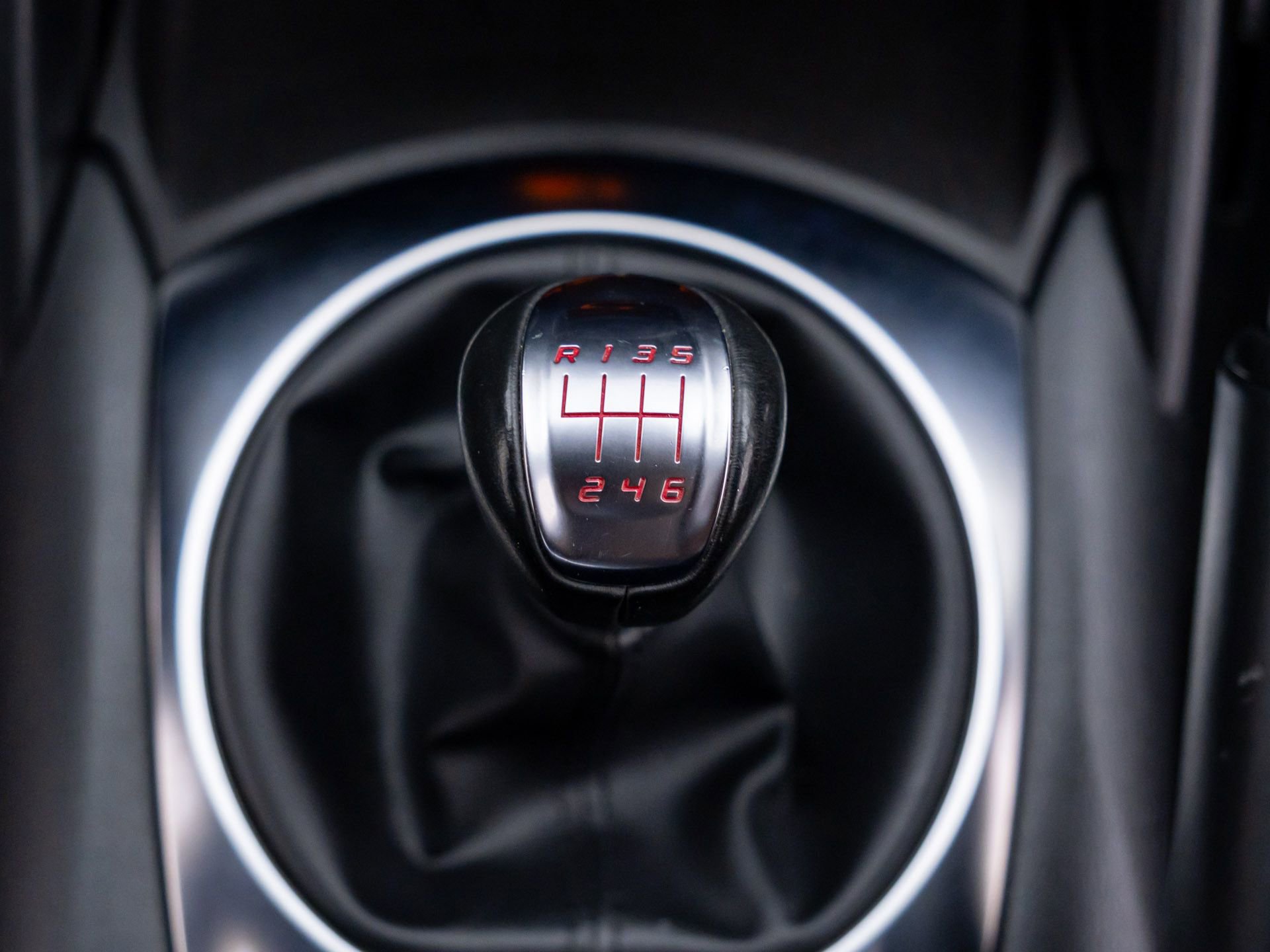 Used 2018 FIAT 124 Spider Abarth w/ Convenience Group RWD image 23
