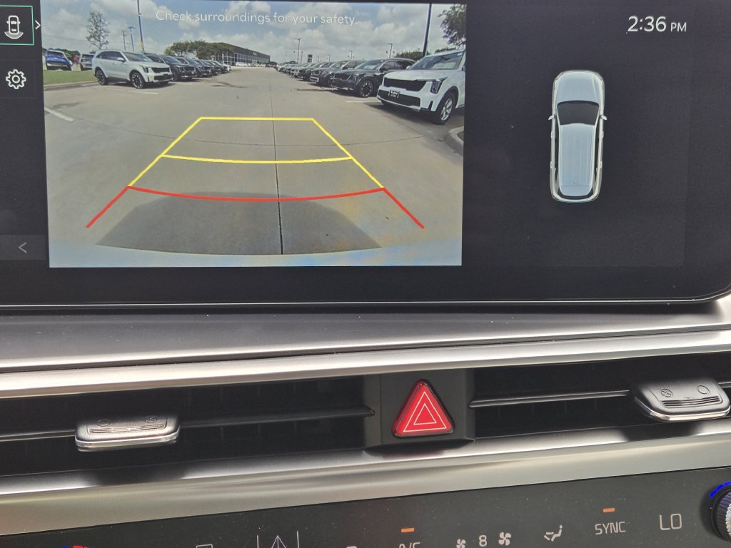 New 2026 Kia Sorento S w/ S Panoramic Sunroof Package FWD image 13
