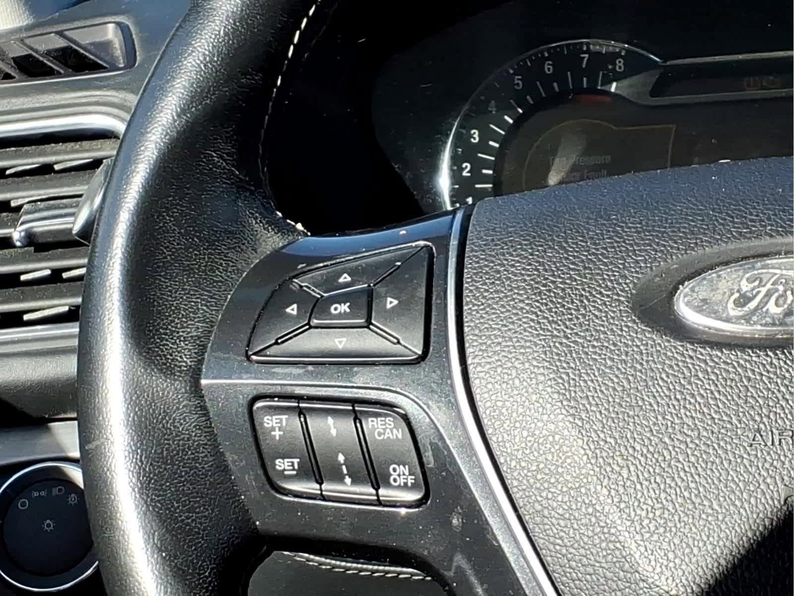 Used 2016 Ford Explorer Platinum AWD/4WD image 21