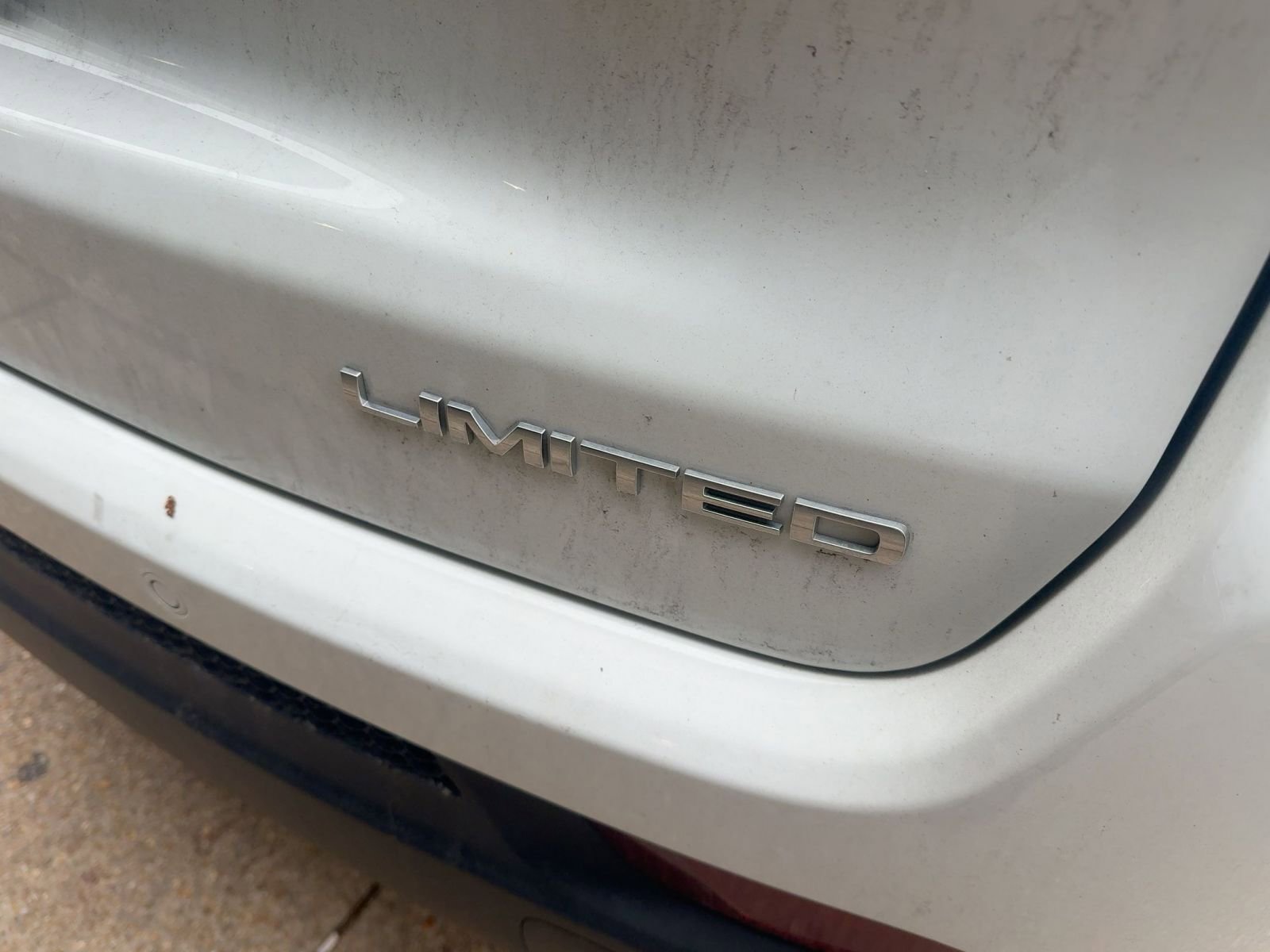 Used 2025 Jeep Compass Limited image 9