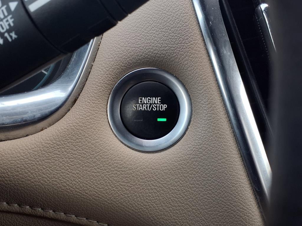 Used 2022 Chevrolet Traverse LS image 14