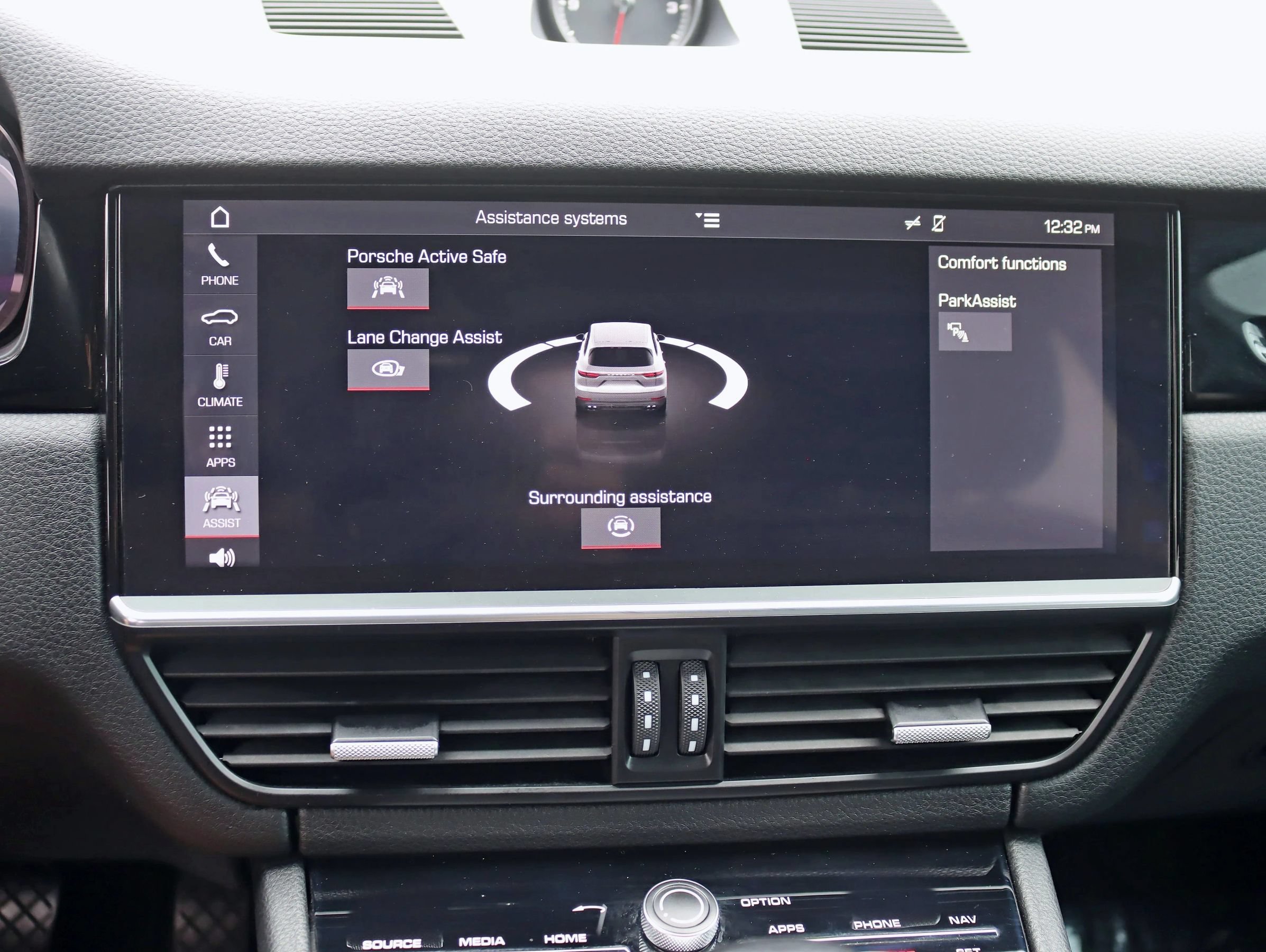 Used 2019 Porsche Cayenne AWD/4WD image 23