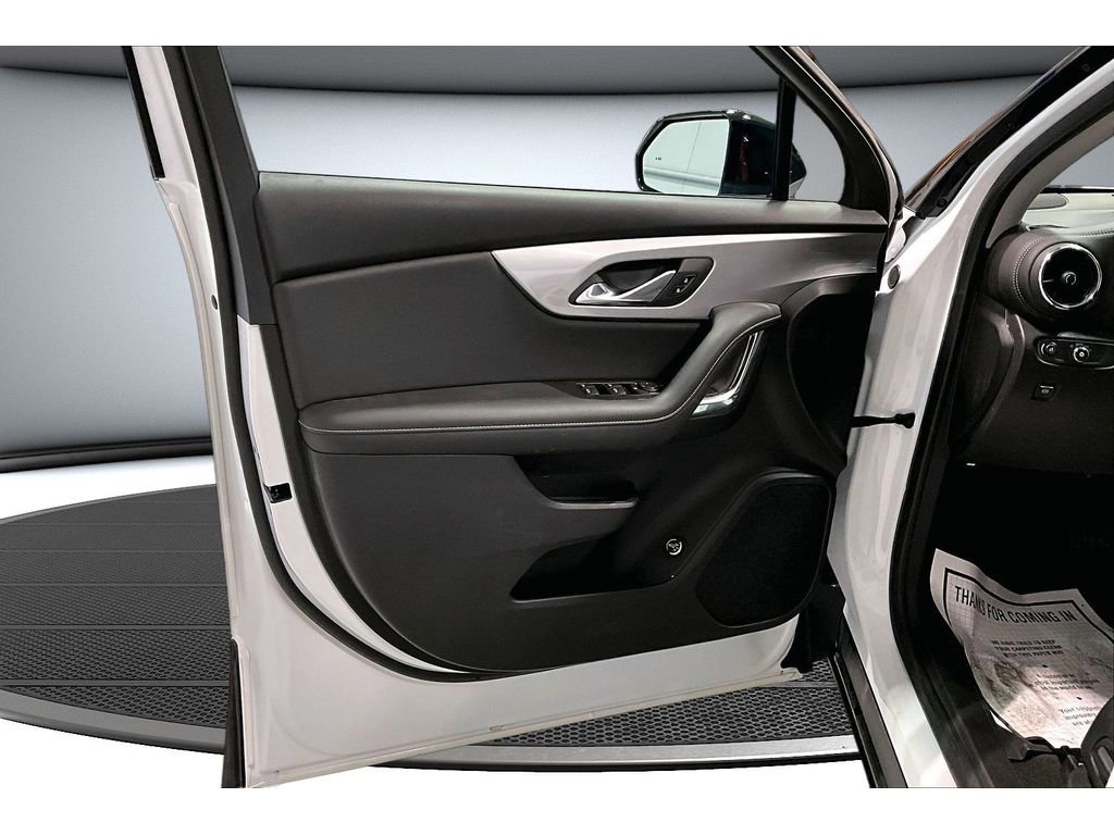 Used 2023 Chevrolet Blazer LT w/ Convenience Package image 23